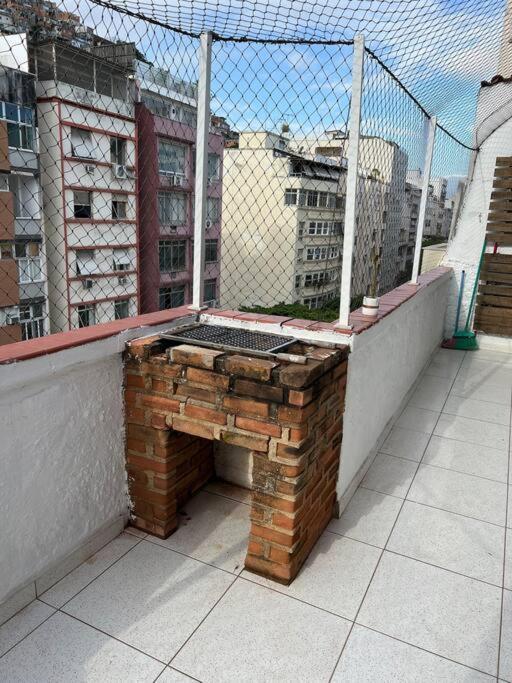 Apartemen Cama Em Excelente Cobertura Com Vista A Favela *