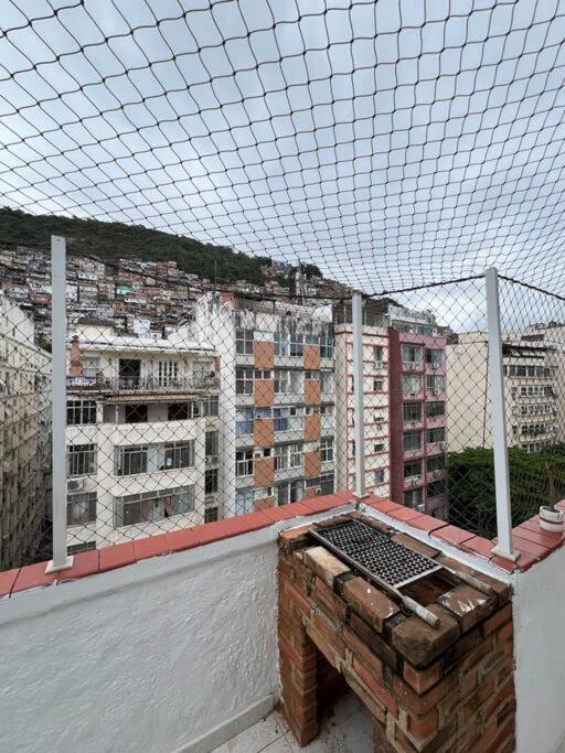Apartemen Cama Em Excelente Cobertura Com Vista A Favela Rio de Janeiro