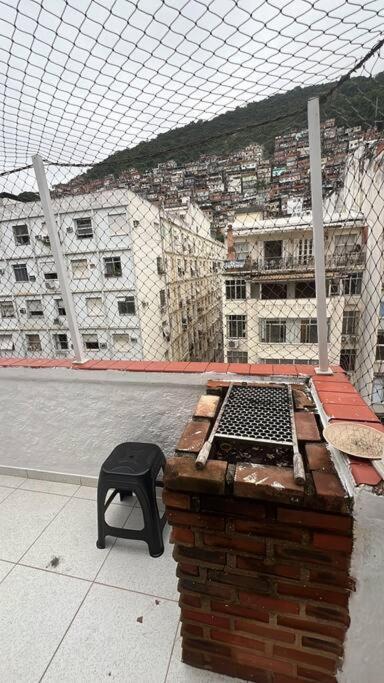 Apartemen Cama Em Excelente Cobertura Com Vista A Favela Rio de Janeiro